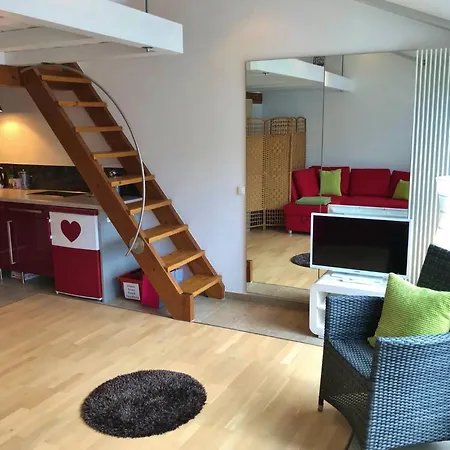 Lovely Romantische Loft In Den Bergen アパート *